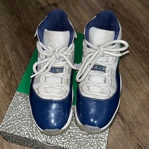 AIR JORDAN 11 RETROS